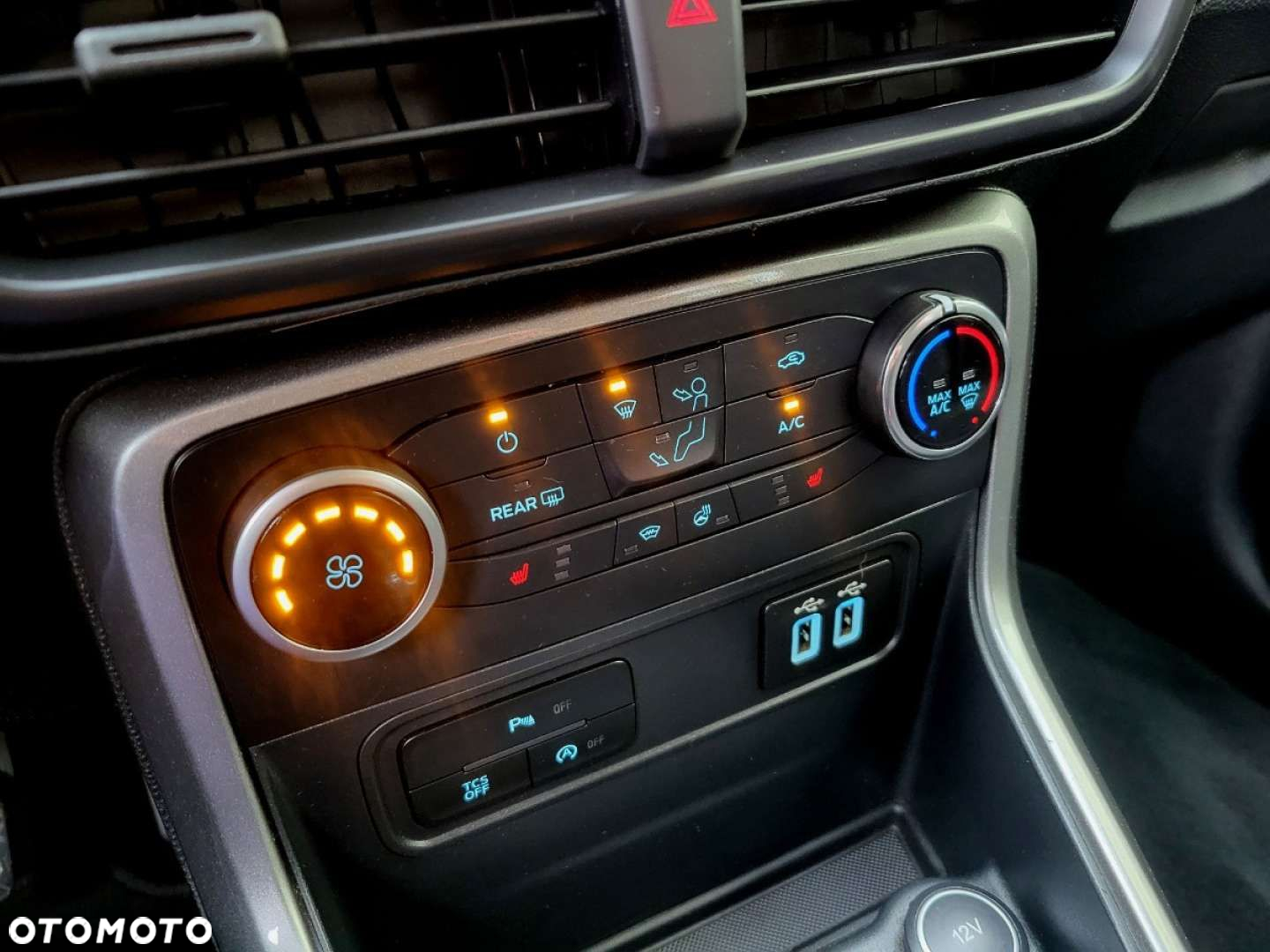 Ford EcoSport - 11