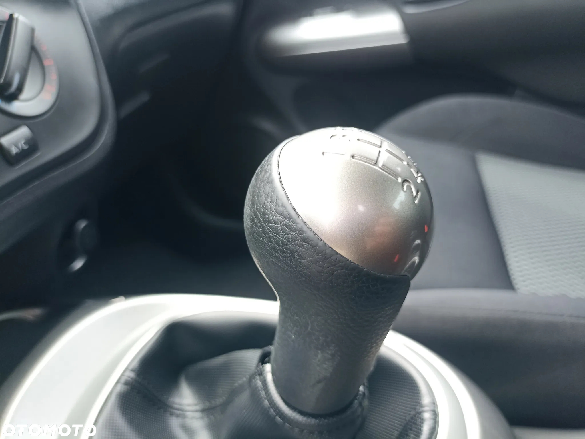 Nissan Juke 1.6 Tekna - 14