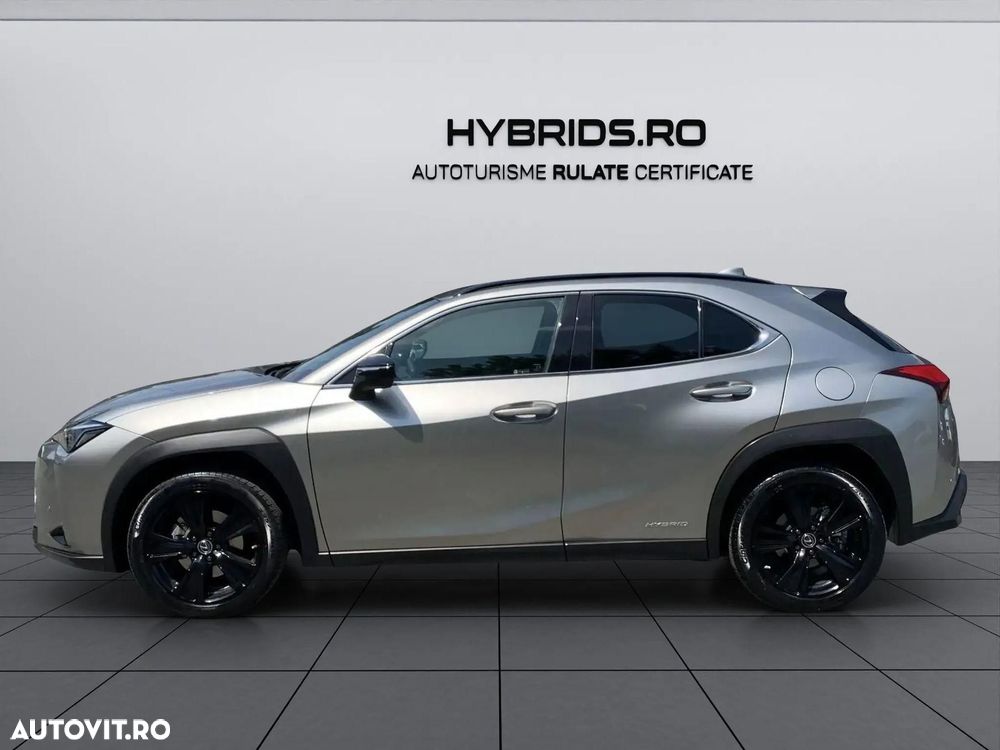 Lexus UX 250h Executive Line - 3