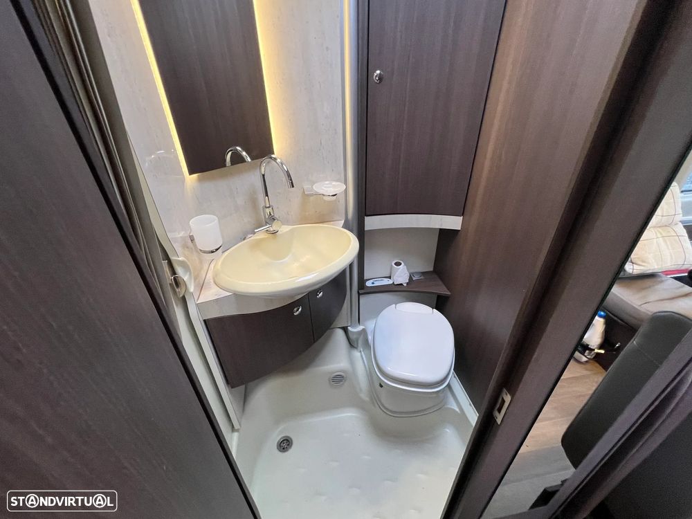 Burstner Viseo Cama Central - 43