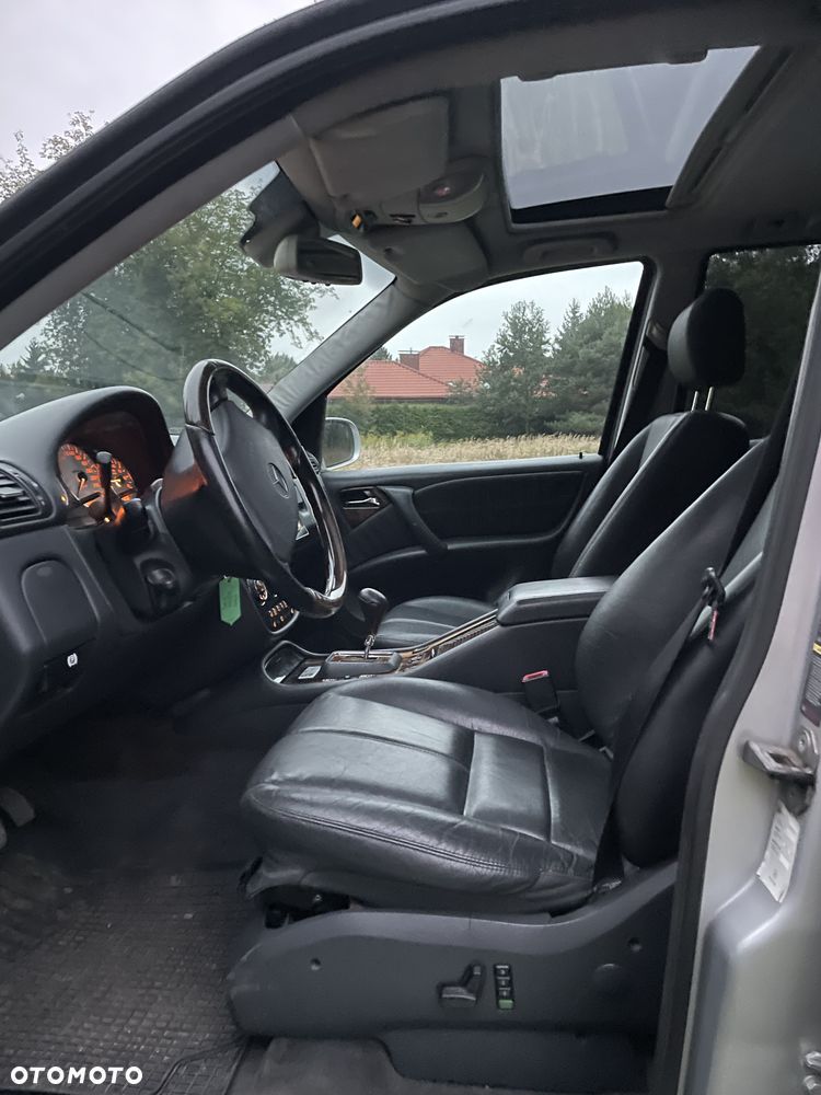Mercedes-Benz ML 55 AMG - 6