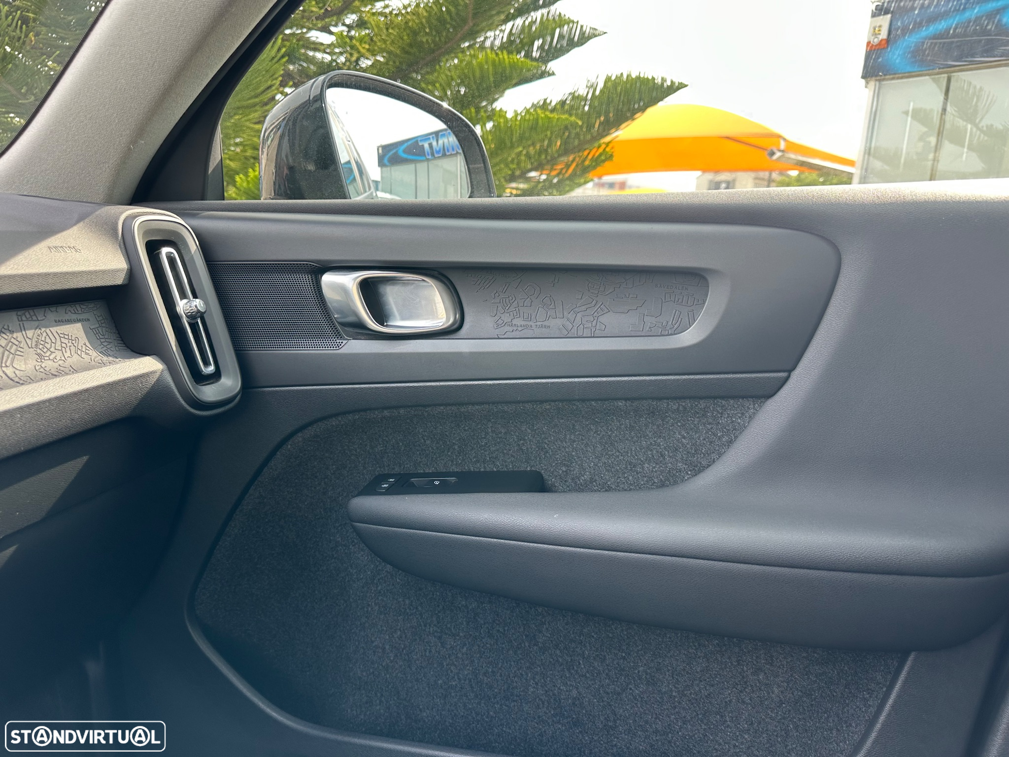 Volvo XC 40 1.5 T2 Momentum Plus - 42