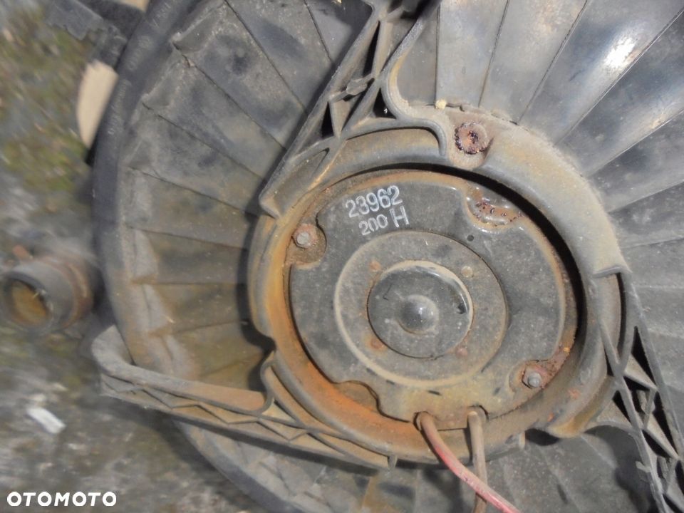 WENTYLATOR CHLODNICY VW T4 2.5 TDI - 3