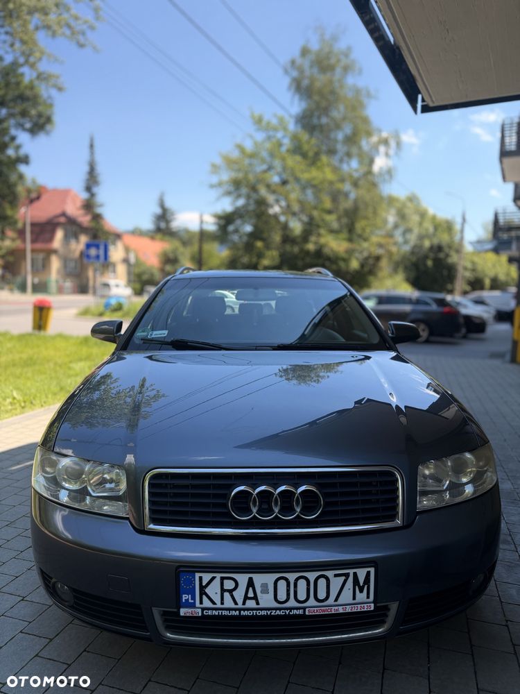 Audi A4 Avant - 4