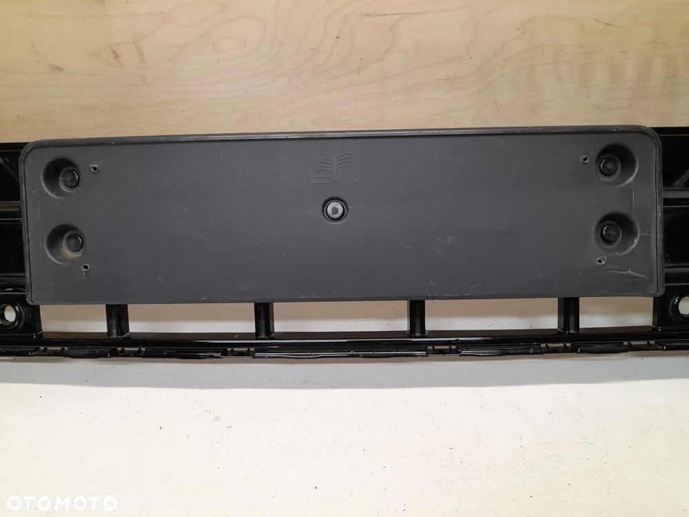 VW TOUAREG III  R-LINE KRATKA ŚRODKOWA ZDERZAKA PRZEDNIEGO 760853677 - 4