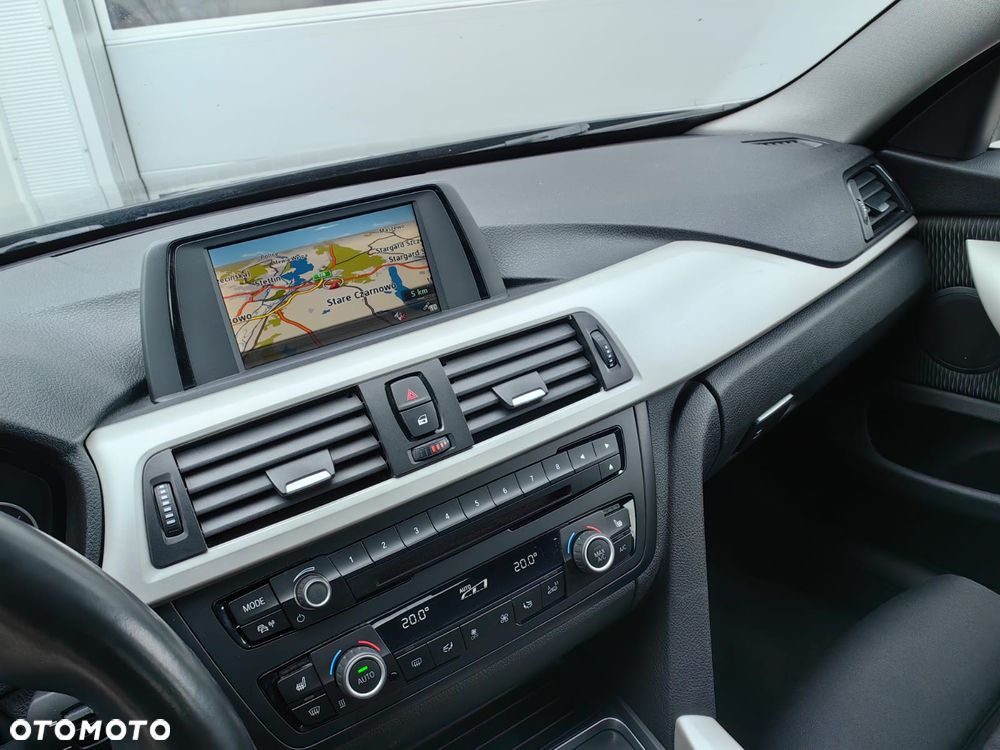 BMW Seria 4 420d Sport-Aut Luxury Line - 16