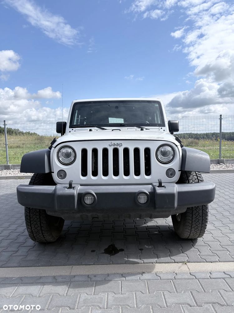 Jeep Wrangler - 9