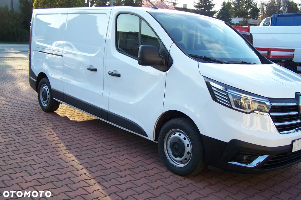 Renault Trafic - 2