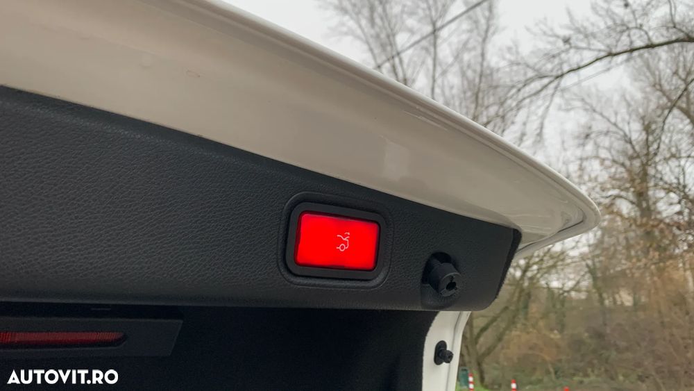 Mercedes-Benz E - 14