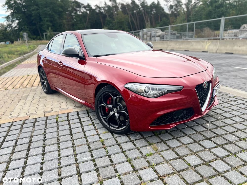 Alfa Romeo Giulia 2.0 Turbo 16V AT8-Q4 Veloce Ti - 23