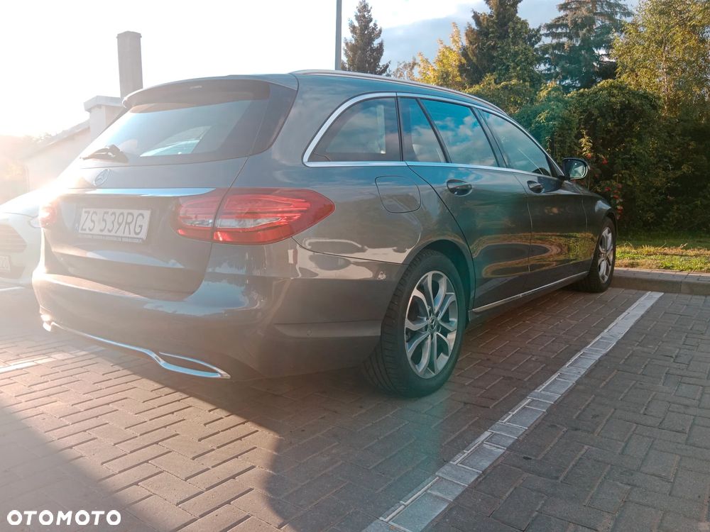 Mercedes-Benz Klasa C 180 d Avantgarde - 4
