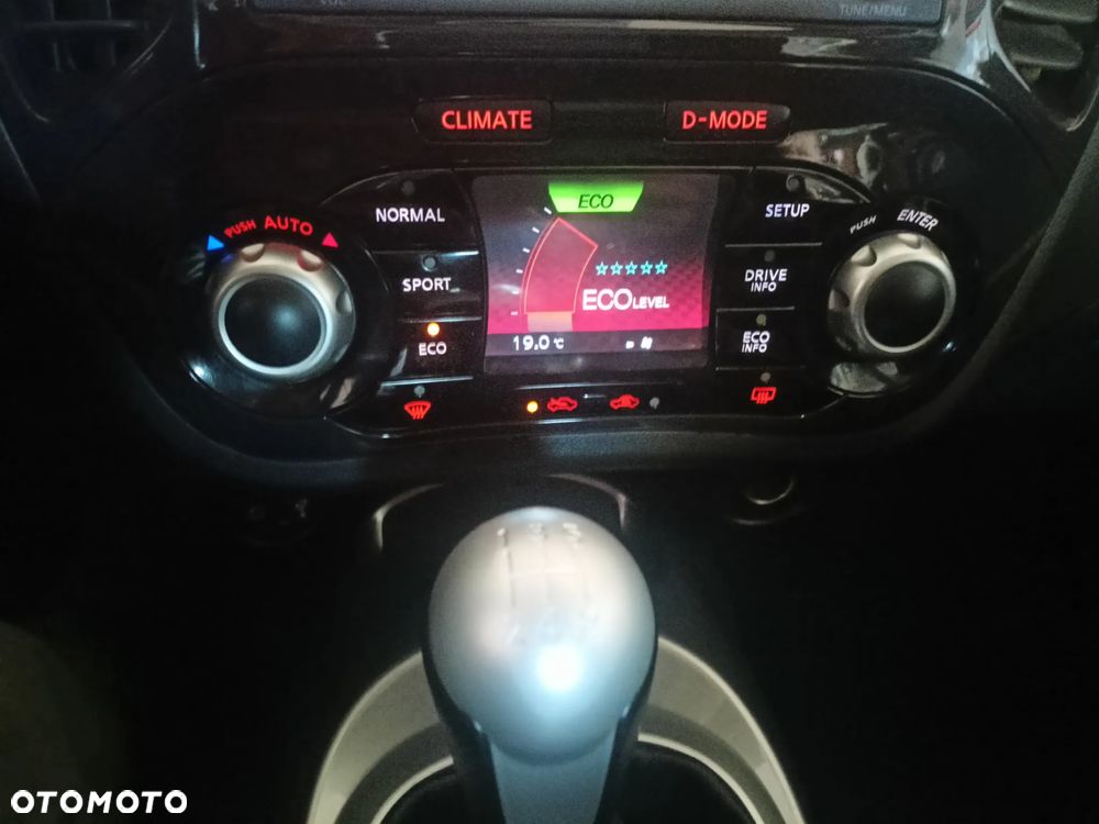 Nissan Juke 1.6 Tekna S&S - 36