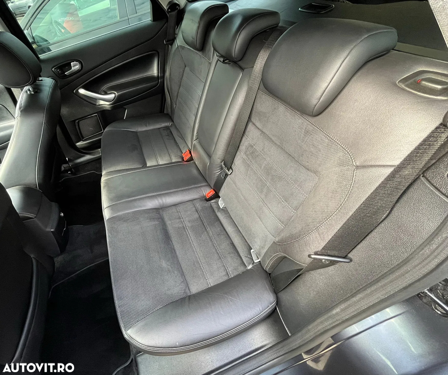 Ford Mondeo 2.2 TDCi Titanium X - 8
