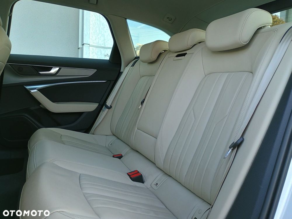 Audi A6 Allroad - 12