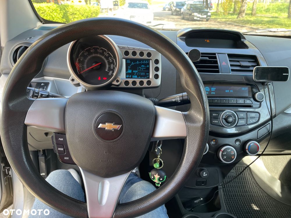 Chevrolet Spark 1.2 LS+ - 12