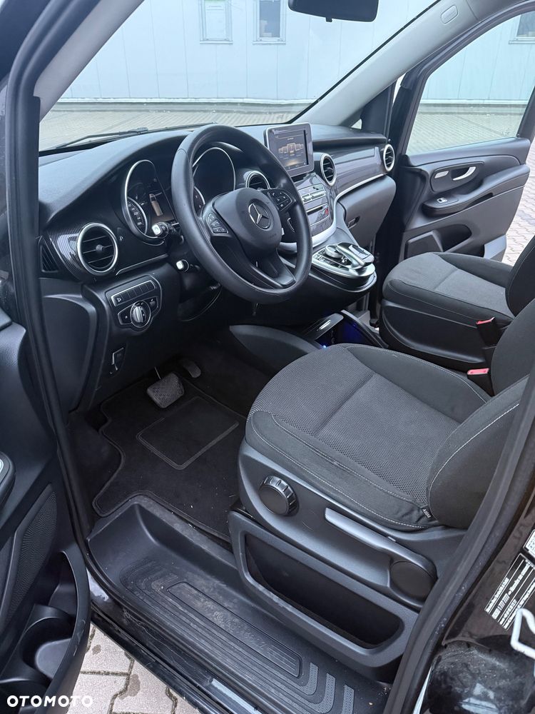 Mercedes-Benz Klasa V 220 d lang 4Matic 7G-TRONIC Exclusive Edition - 10