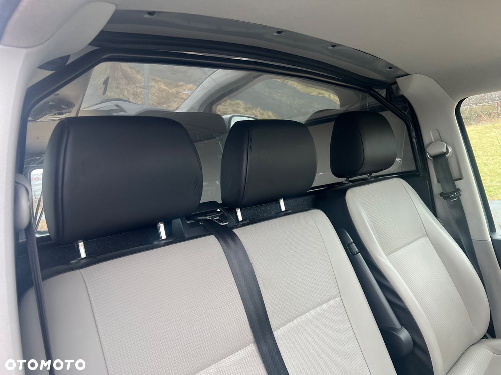 Volkswagen Transporter - 7
