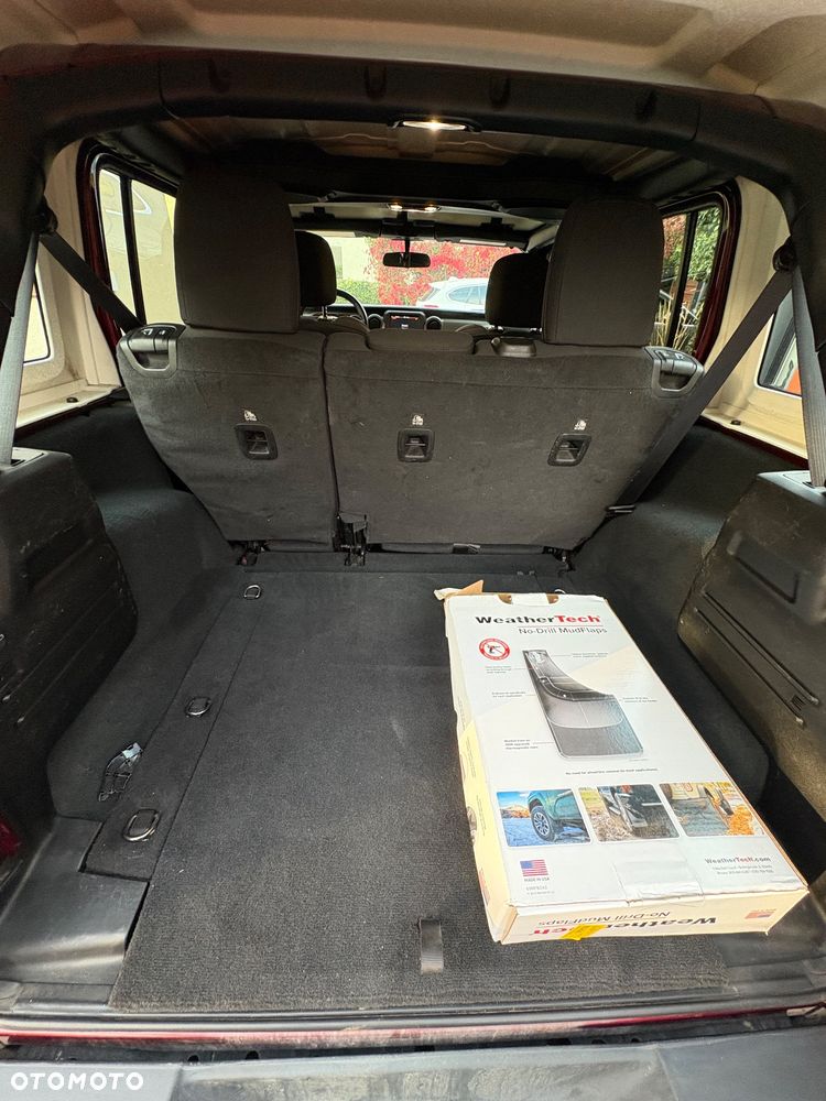 Jeep Wrangler Unlimited GME 2.0 Turbo Sport - 12