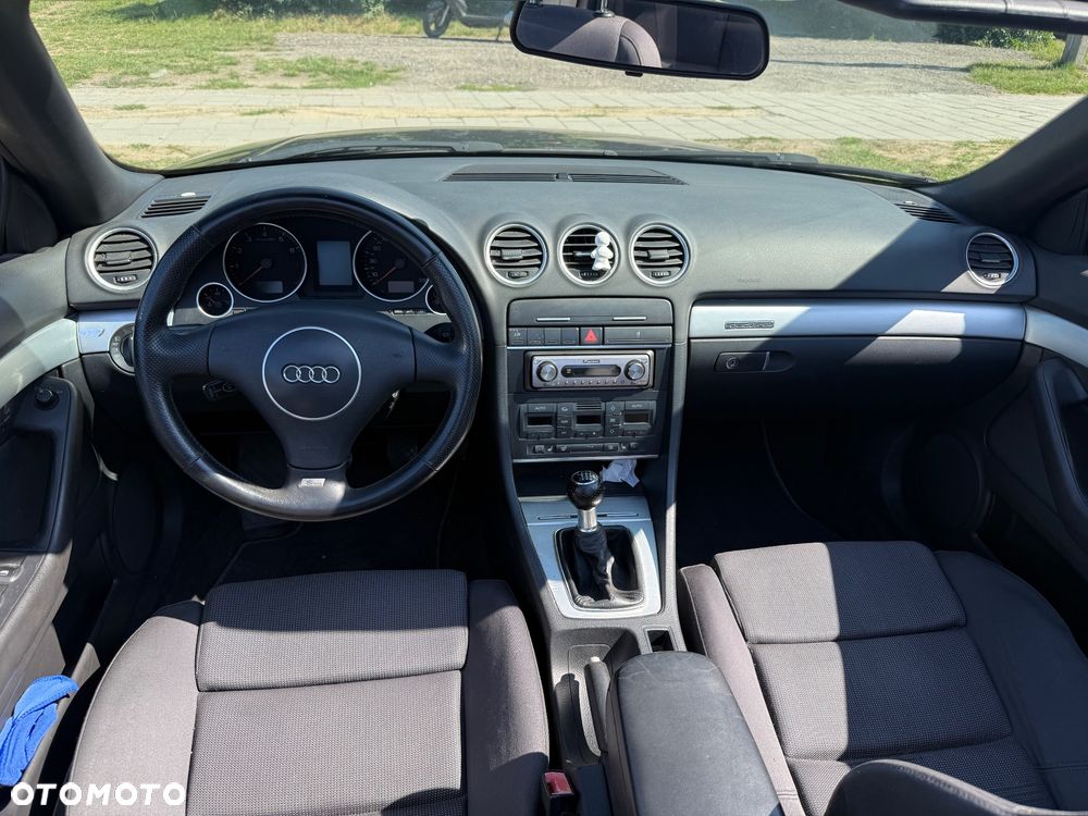 Audi A4 Cabrio - 8