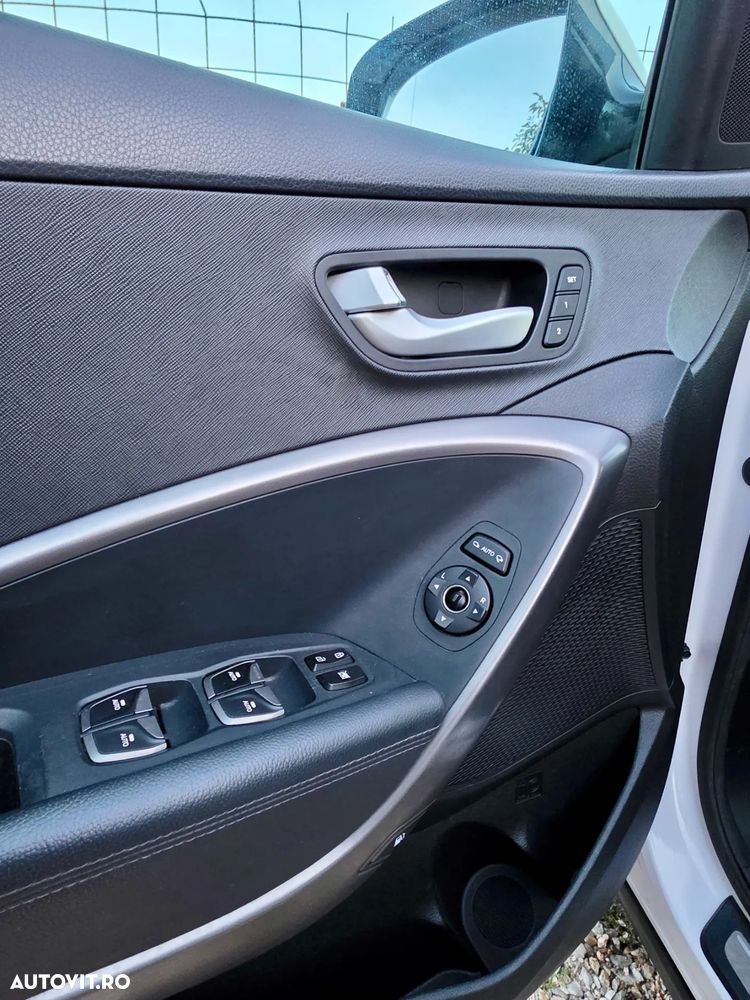 Hyundai Santa Fe 2.2 CRDi 4WD 7 seats Luxury+ - 14