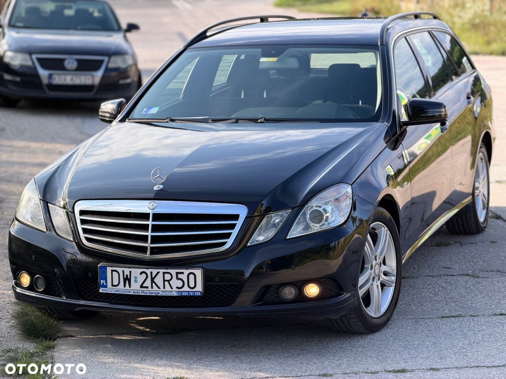 Mercedes-Benz Klasa E 220 CDI DPF BlueEFFICIENCY Automatik Elegance - 1