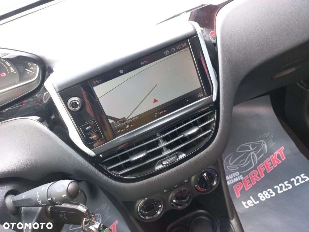 Peugeot 208 - 21