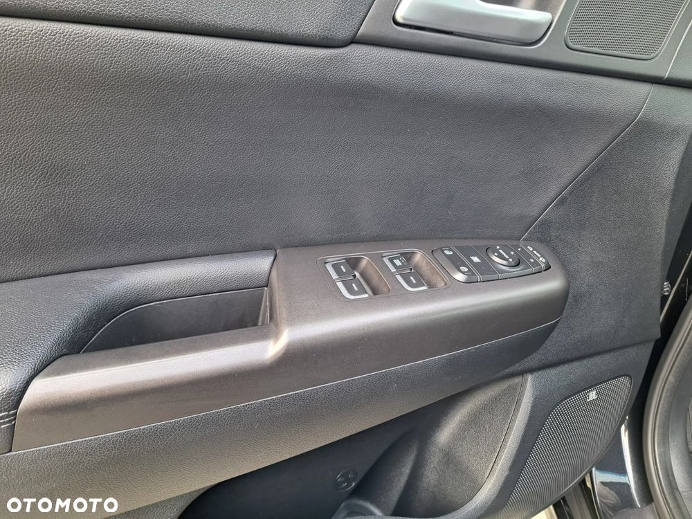 Kia Sportage 1.6 CRDI MHEV Black Edition 2WD DCT - 23