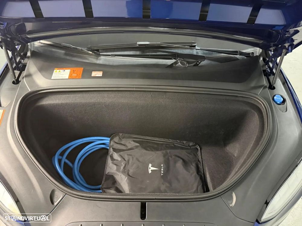 Tesla Model X 100D - 28