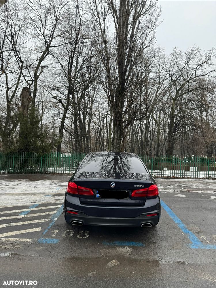 BMW Seria 5 530d xDrive AT - 3