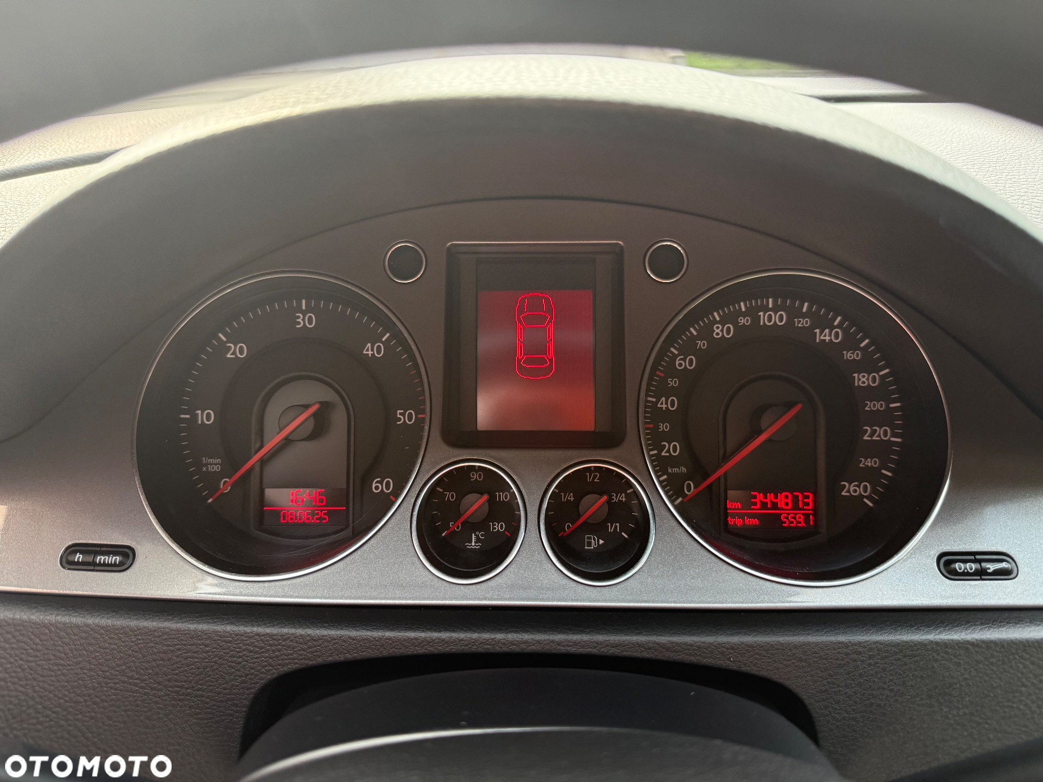 Volkswagen Passat 2.0 TDI Comfortline - 13