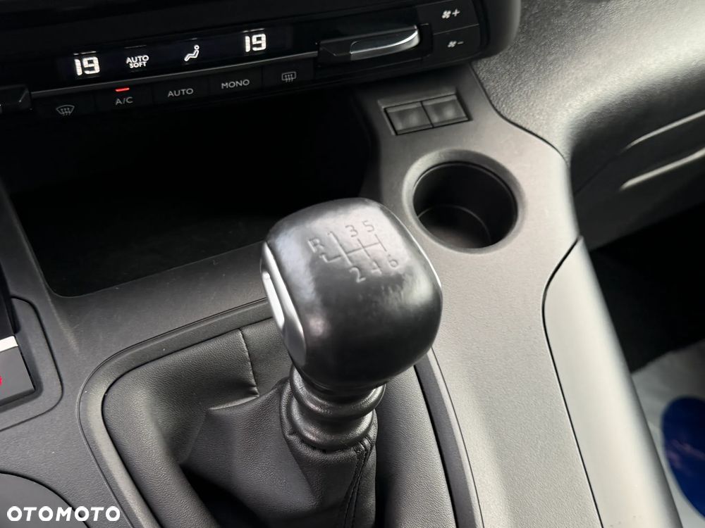 Peugeot Rifter 1.5 BlueHDI Allure S&S - 24