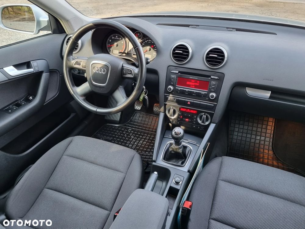 Audi A3 Sportback 1.4 TFSI Ambiente - 21