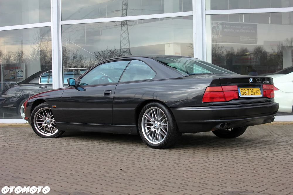 BMW Seria 8 - 5