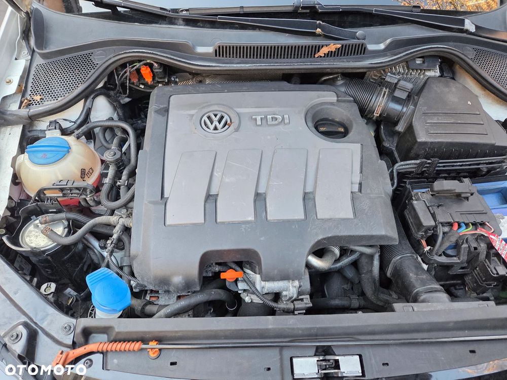 Volkswagen Polo 1.6 TDI DPF BlueMot Comfortline - 20