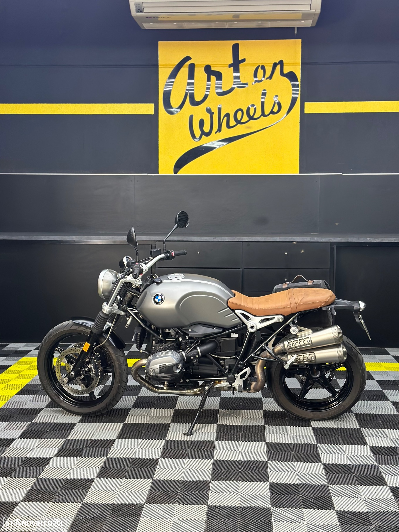 BMW R nineT - 17