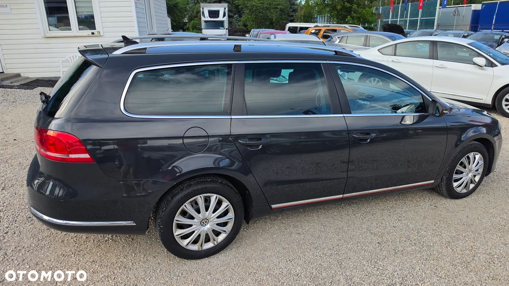Volkswagen Passat 1.6 TDI BlueMotion Technology Comfortline - 15