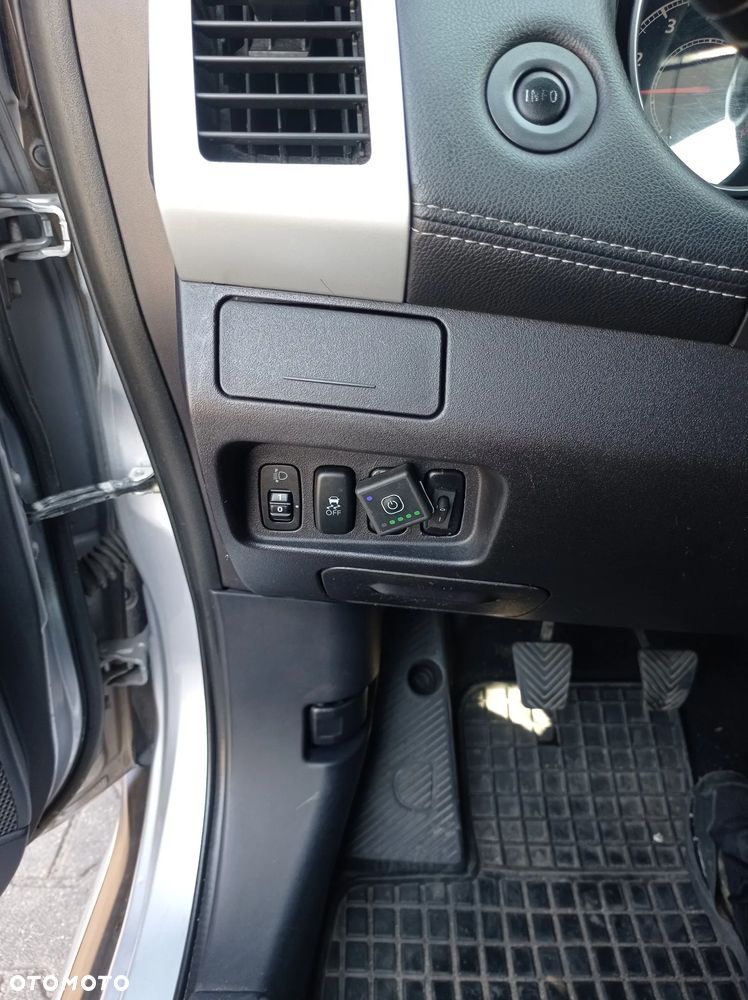 Mitsubishi Outlander 2.0 Intense NAVI 2WD EU5 - 34