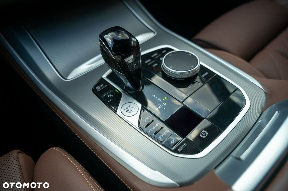 BMW X5 xDrive30d mHEV - 20