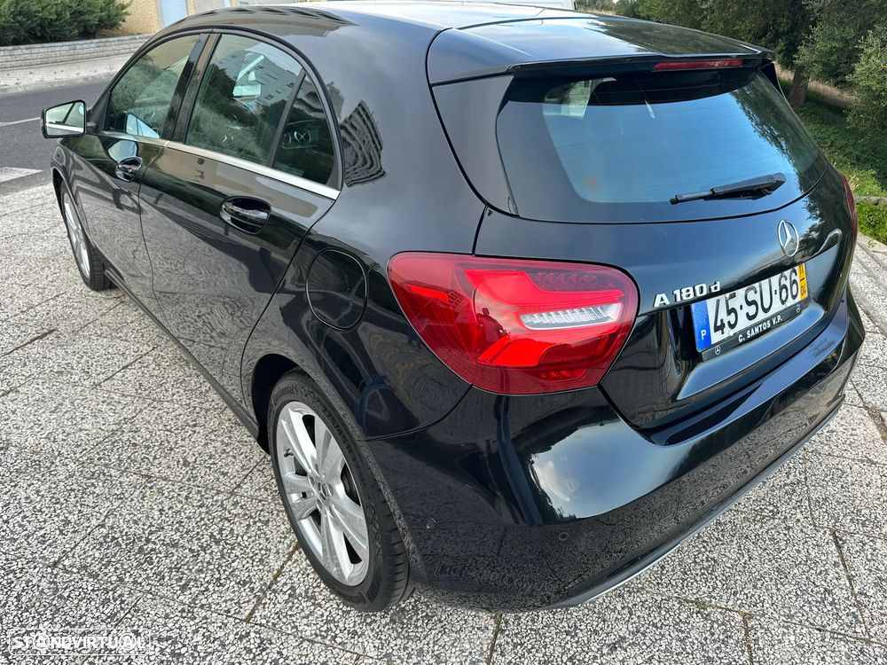 Mercedes-Benz A 180 d Urban Aut. - 25