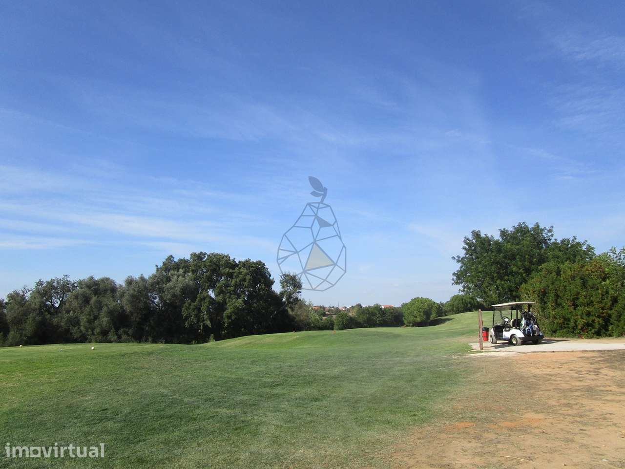 Lote para construção de moradia isolada com piscina em campo de golfe - Grande imagem: 5/7