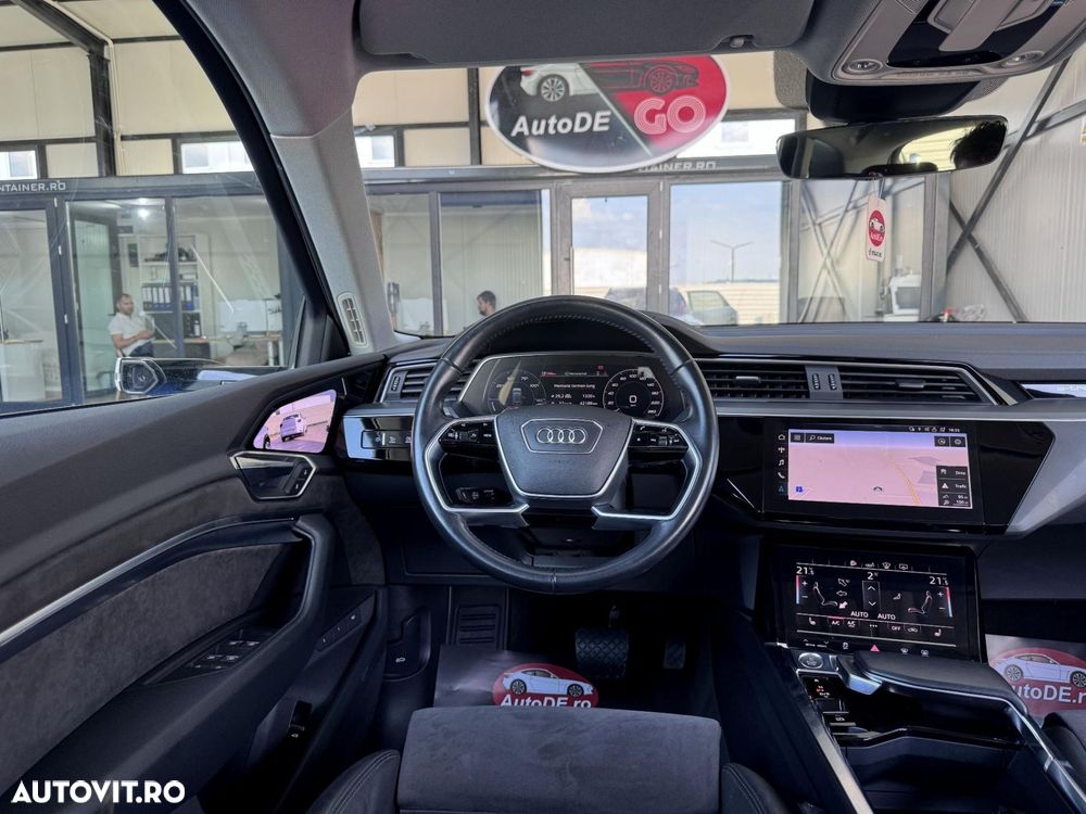 Audi e-tron - 10