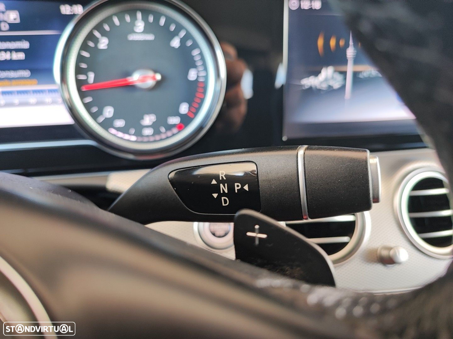 Mercedes-Benz E 200 d Avantgarde - 15
