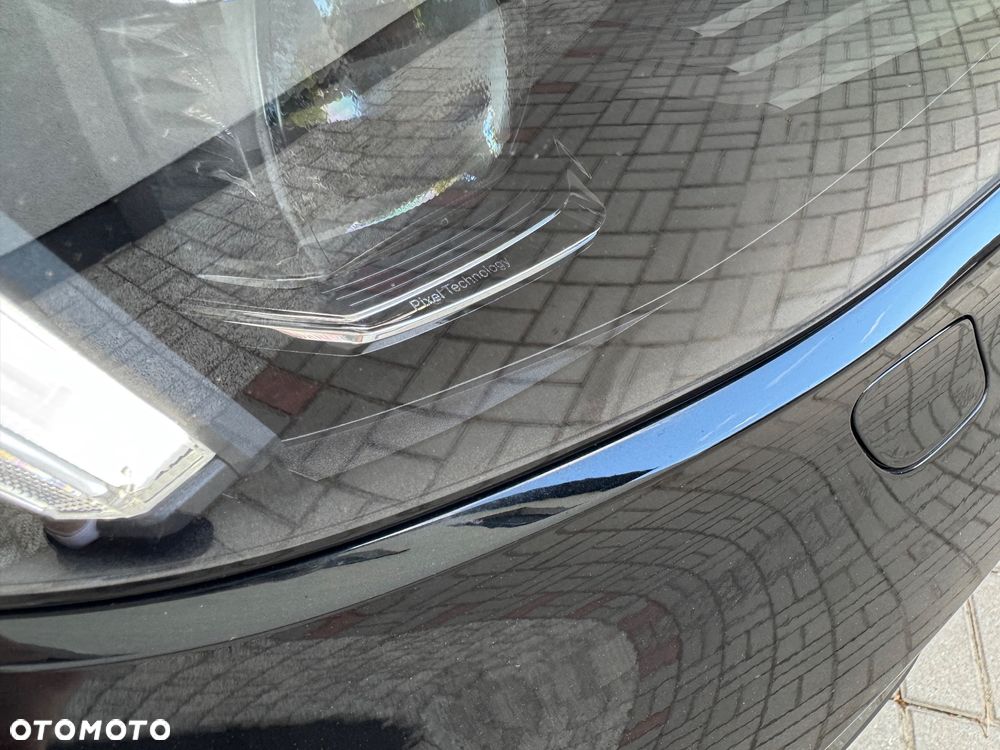 Volvo XC 40 B3 B DKG Plus Black Edition - 25