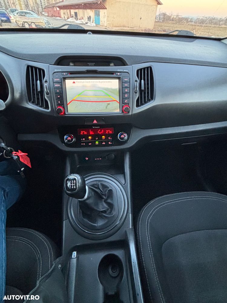 Kia Sportage 1.7 CRDI 2WD Spirit - 28