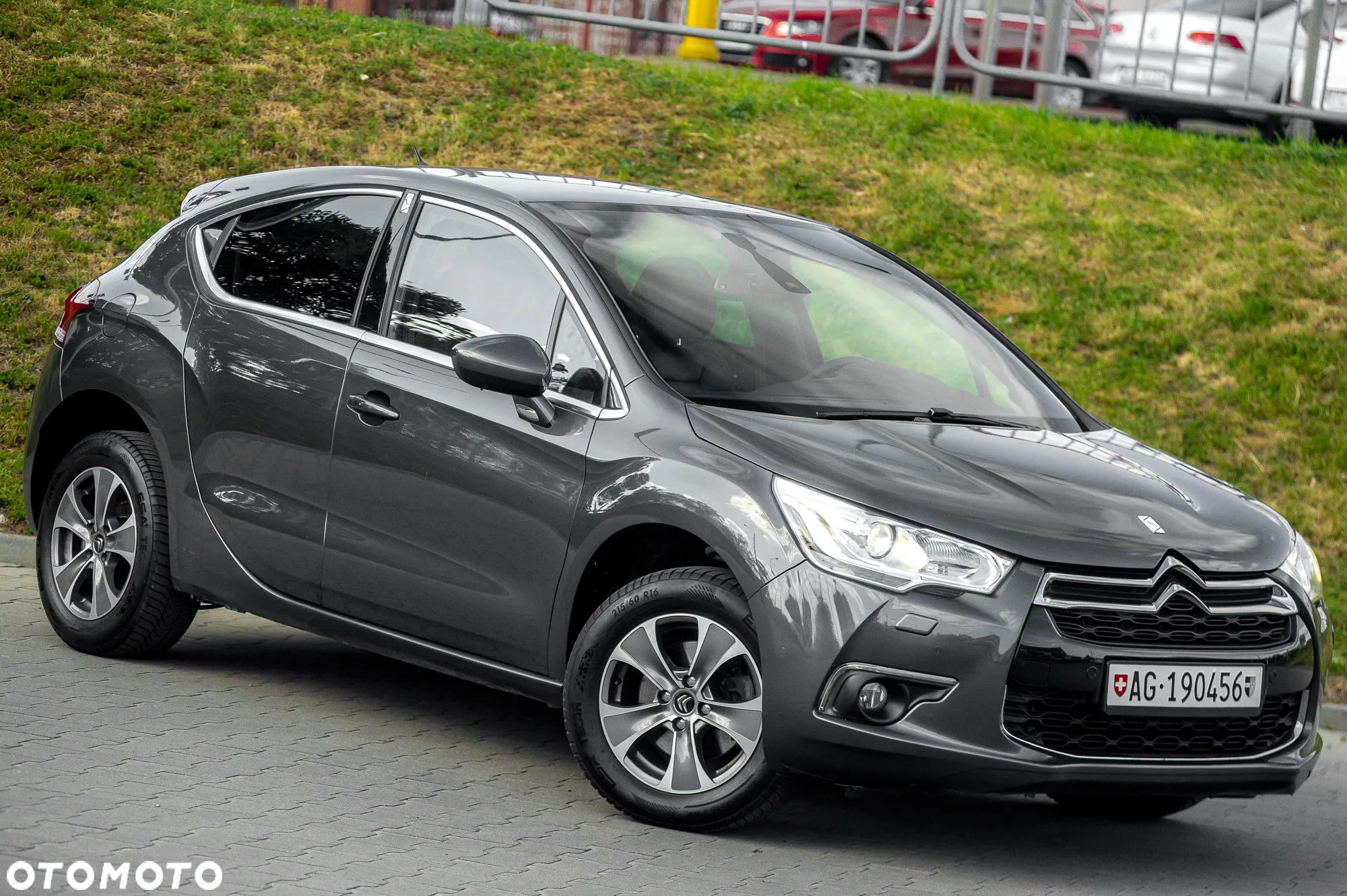 Citroën DS4 1.6 THP SoChic - 4