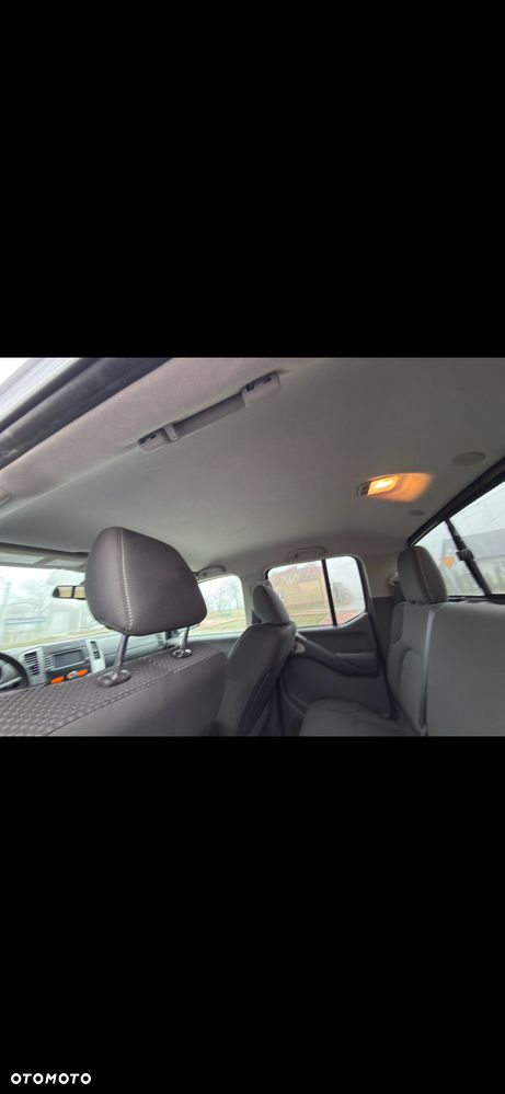 Nissan Frontier - 24