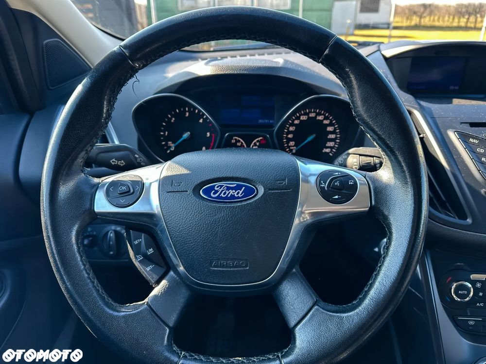 Ford Kuga 2.0 TDCi 4x4 Titanium - 35