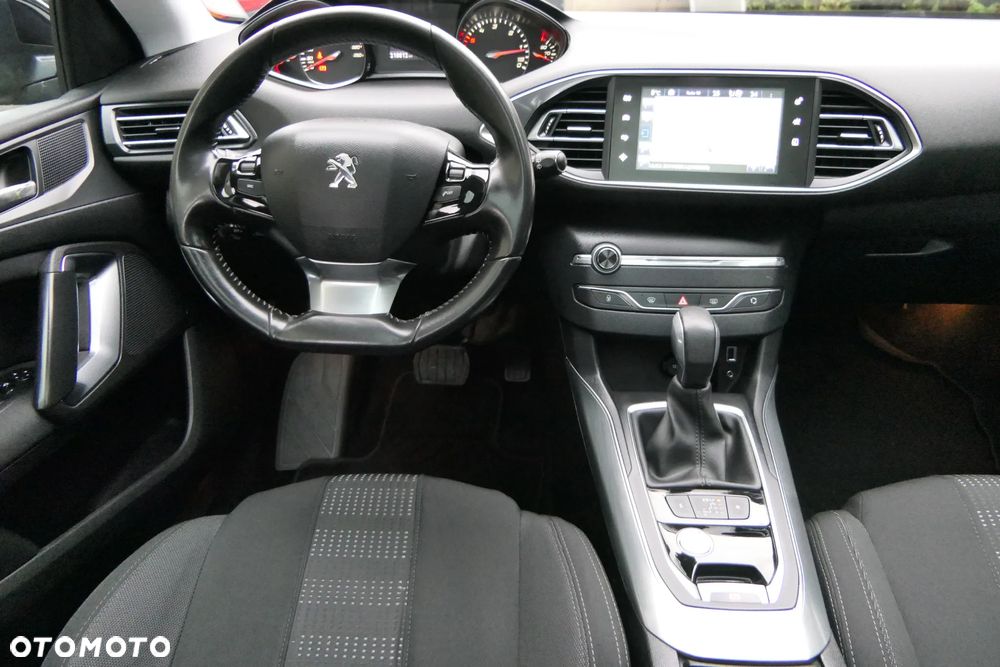 Peugeot 308 BlueHDi 150 EAT6 Stop & Start Business-Line - 2