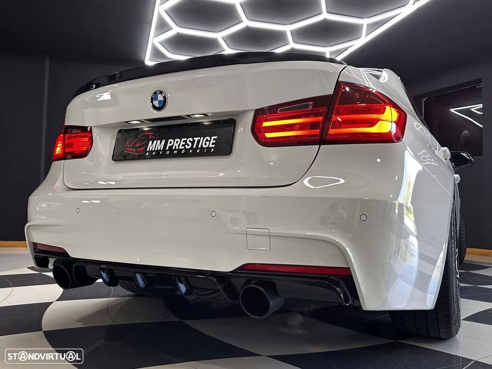 BMW 320 d Pack M - 36
