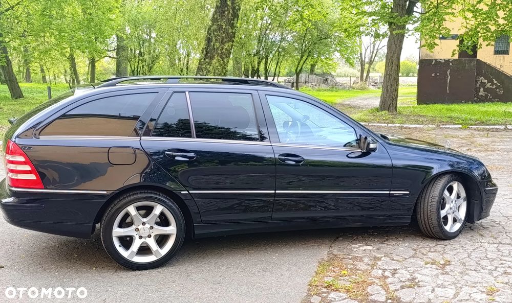 Mercedes-Benz Klasa C 180 Kompressor Automatik Avantgarde Sport Edition - 6